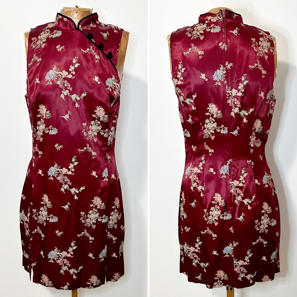 Vintage 90s Satin Asian Inspired Print Cheongsam Style Mini Dress Burgundy